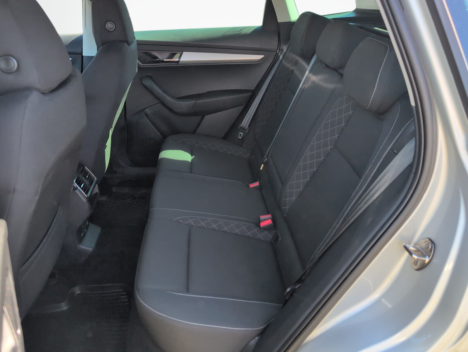 Škoda Karoq - zdjęcie 10