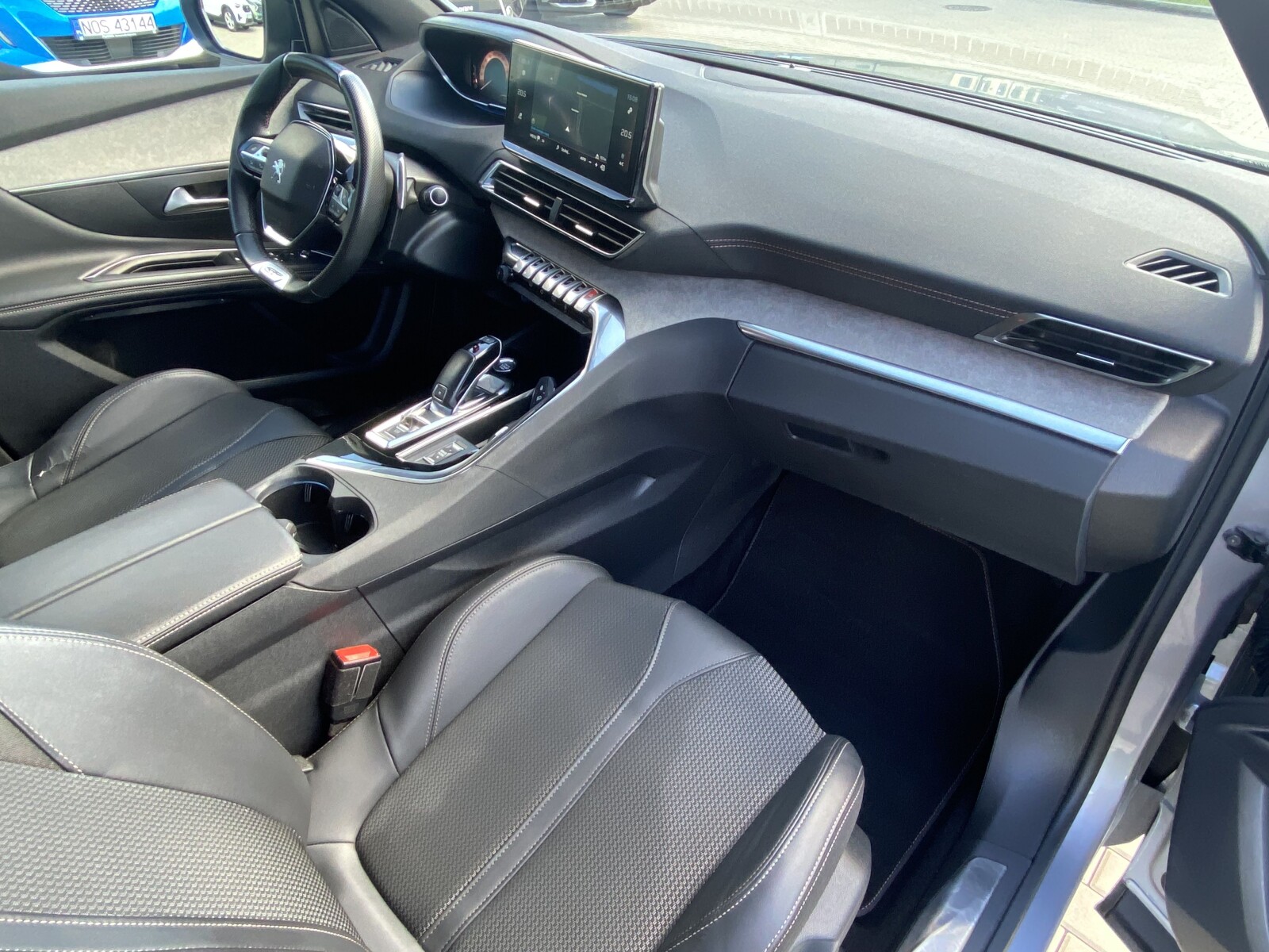 Peugeot 3008 - zdjęcie 17