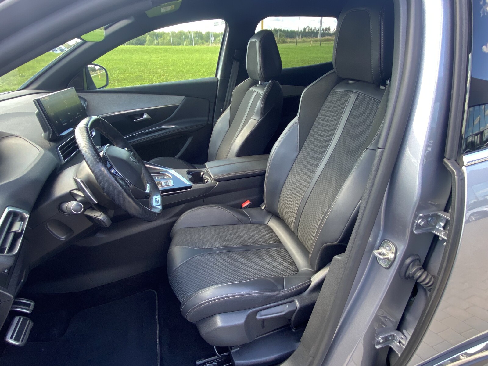 Peugeot 3008 - zdjęcie 10