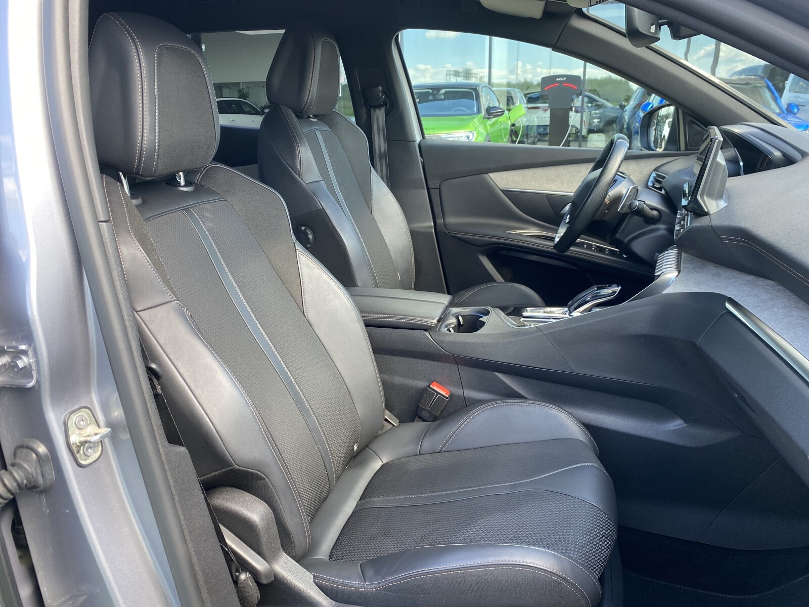 Peugeot 3008 - zdjęcie 15
