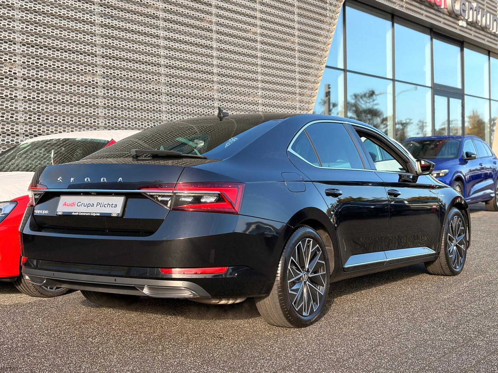 Škoda Superb - zdjęcie 11