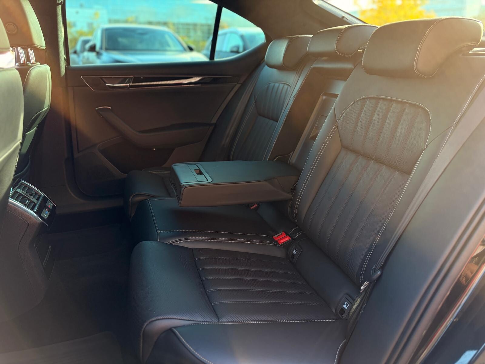 Škoda Superb - zdjęcie 17