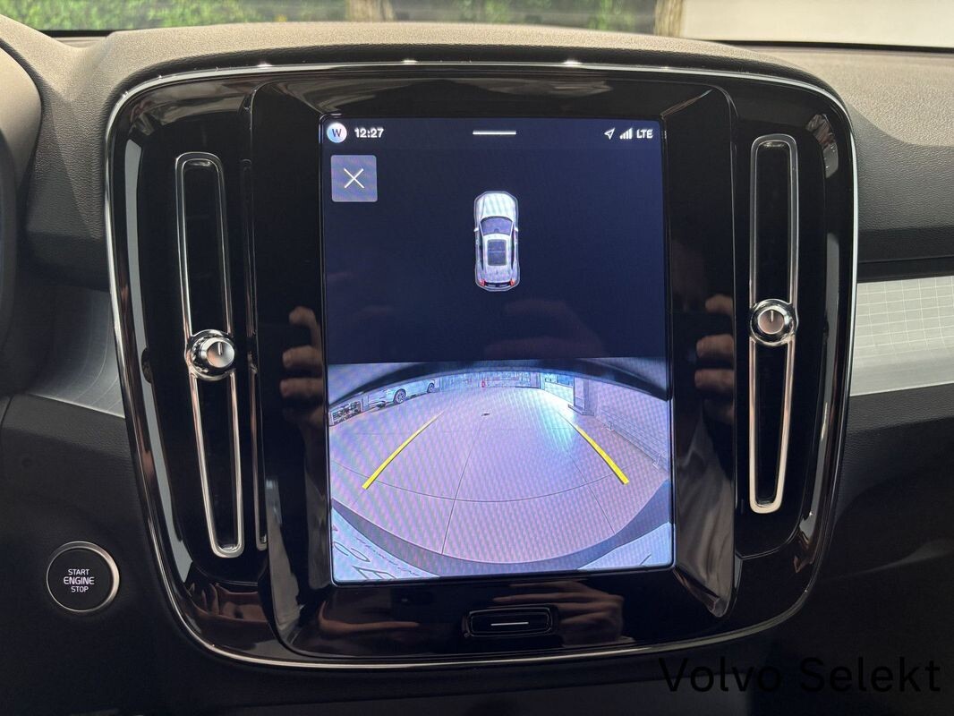 Volvo XC 40 - zdjęcie 11