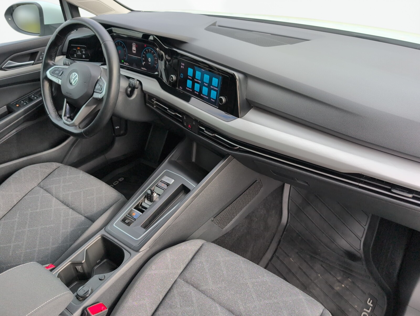 Volkswagen Golf Variant - zdjęcie 15