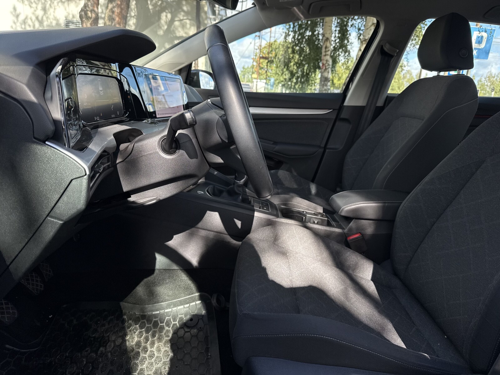 Volkswagen Golf - zdjęcie 9