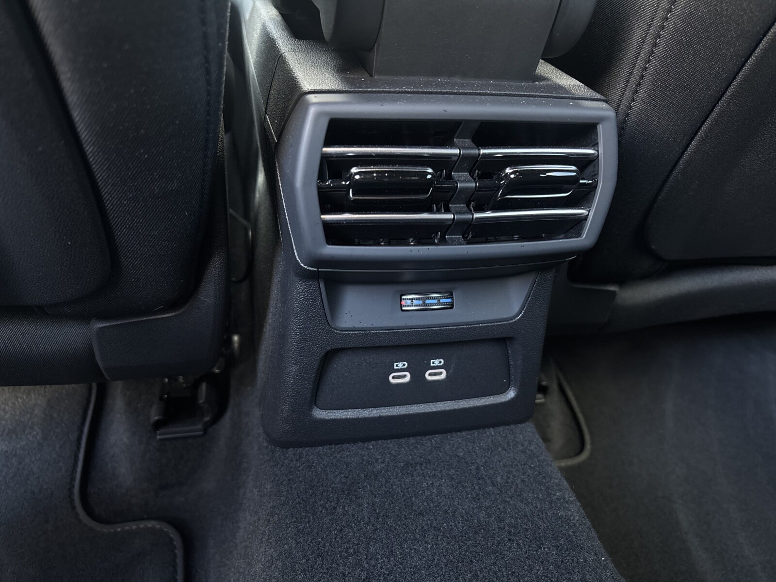 Audi A3 Sportback - zdjęcie 32