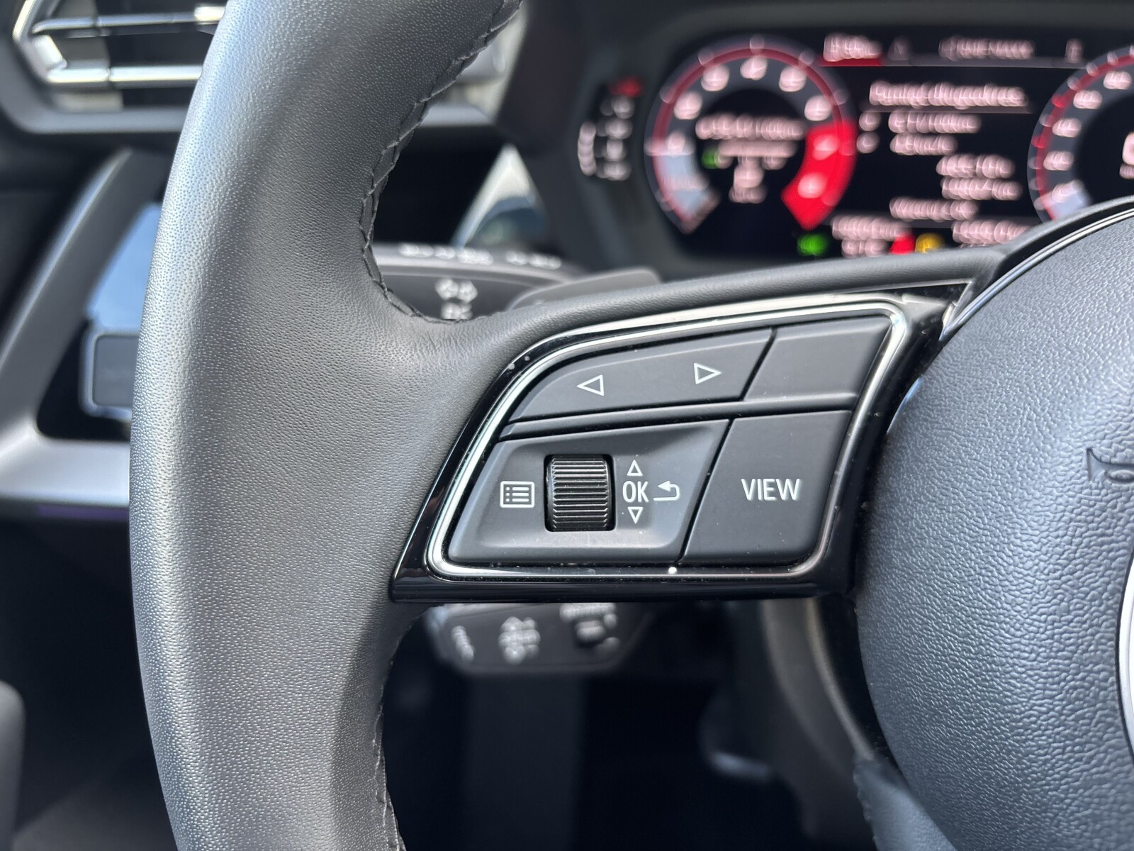 Audi A3 Sportback - zdjęcie 11