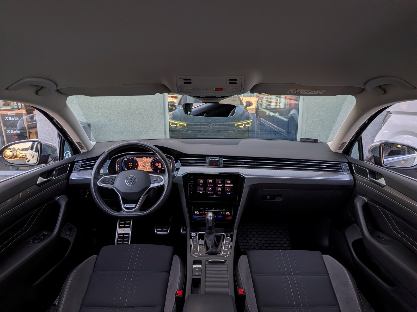 Volkswagen Passat Alltrack - zdjęcie 19
