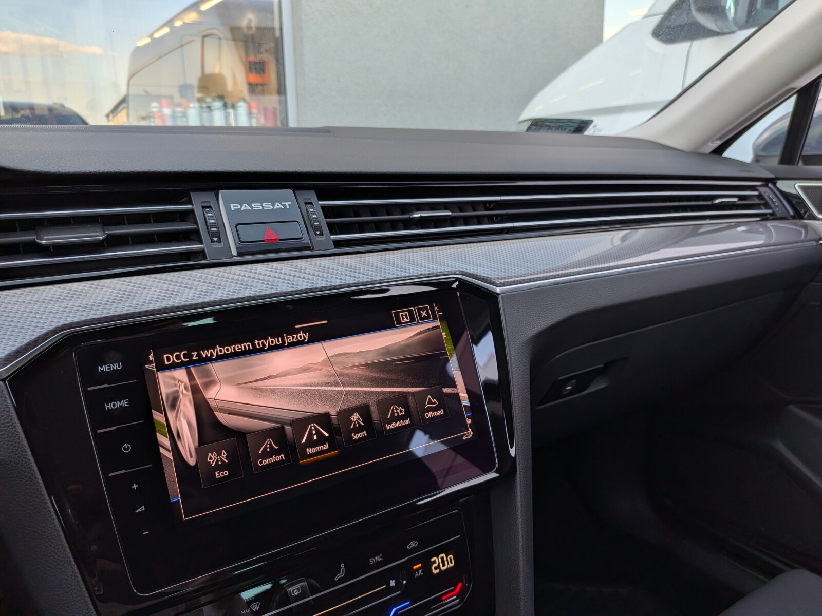 Volkswagen Passat Alltrack - zdjęcie 34
