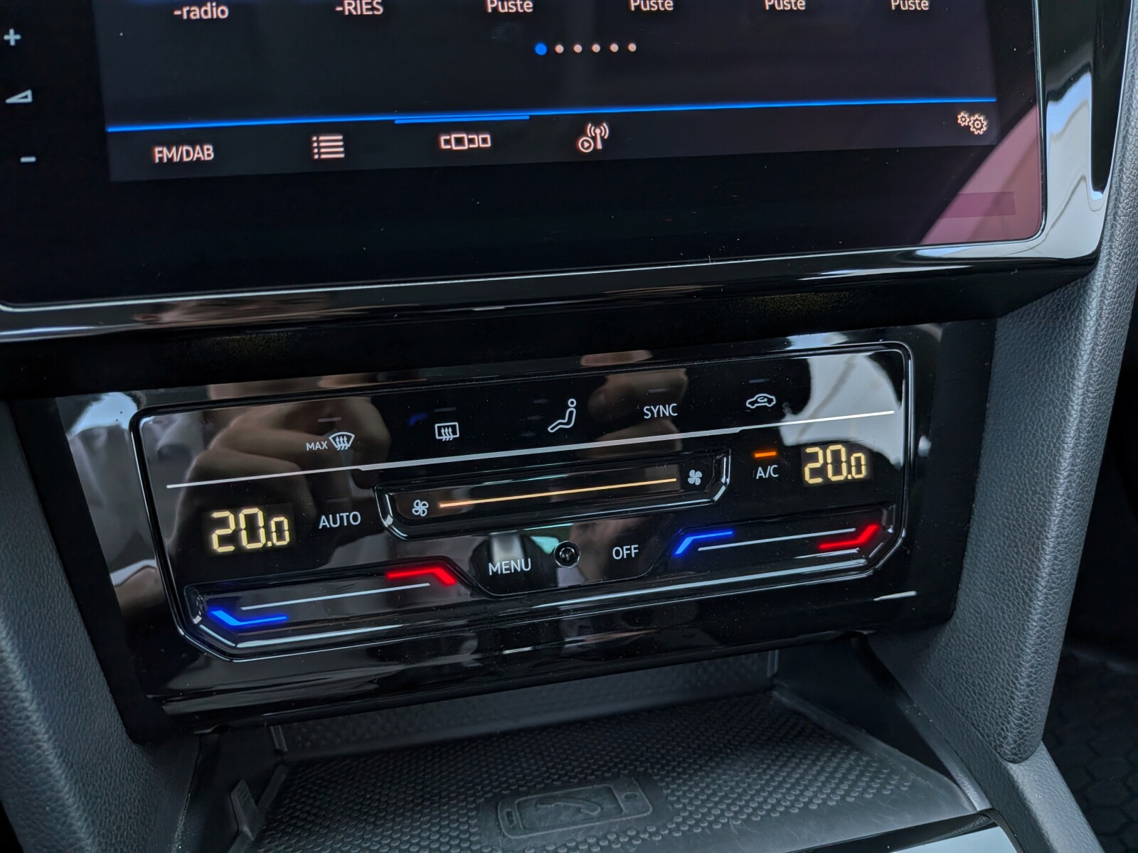 Volkswagen Passat Alltrack - zdjęcie 37