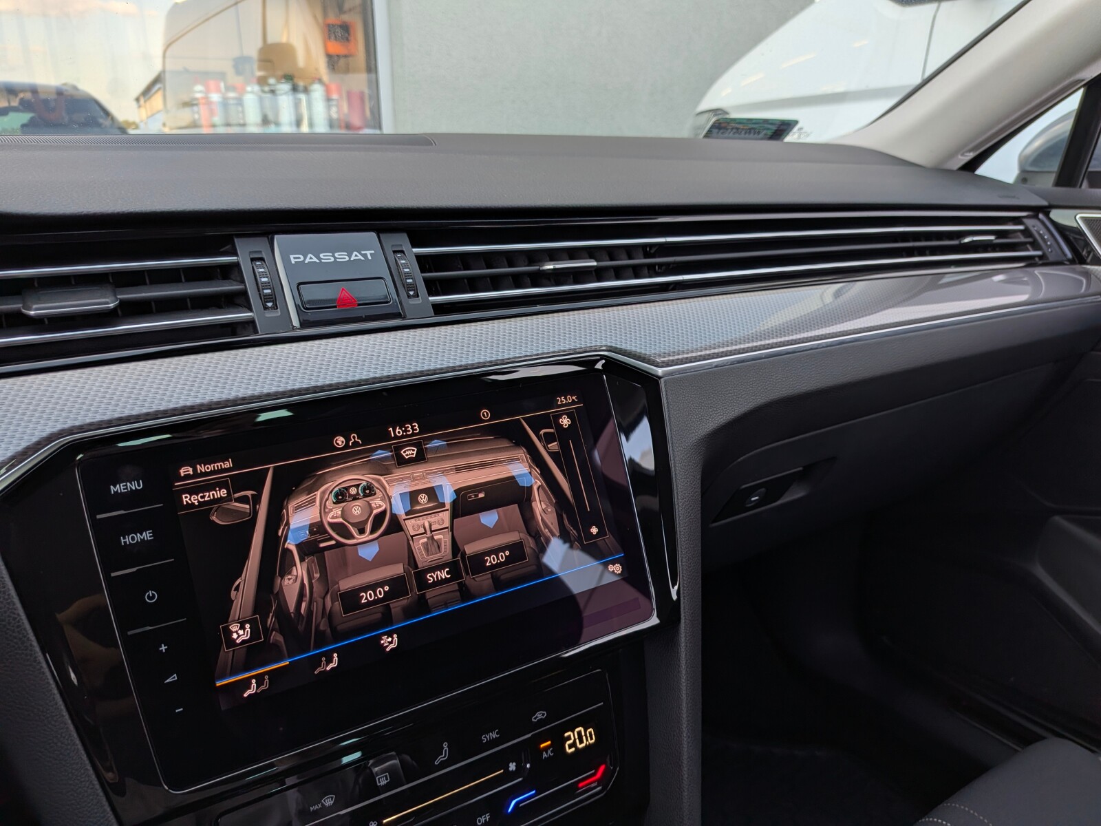 Volkswagen Passat Alltrack - zdjęcie 33