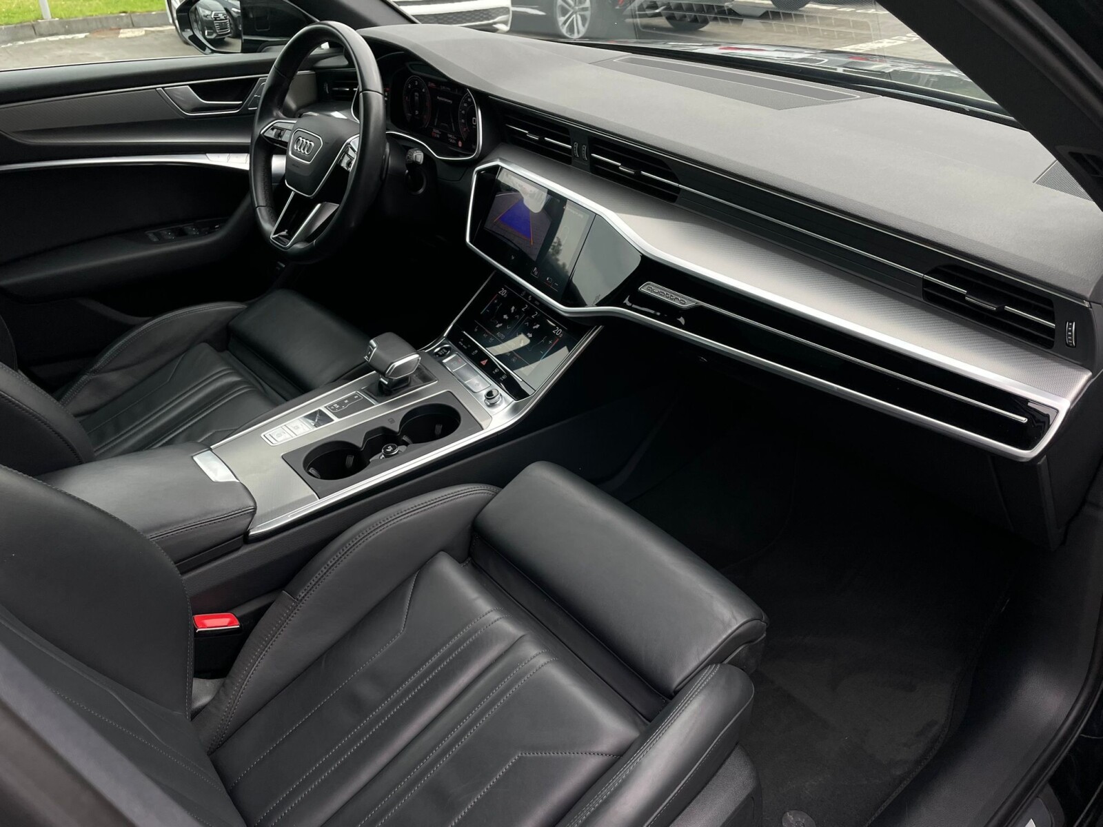 Audi A6 Avant - zdjęcie 23