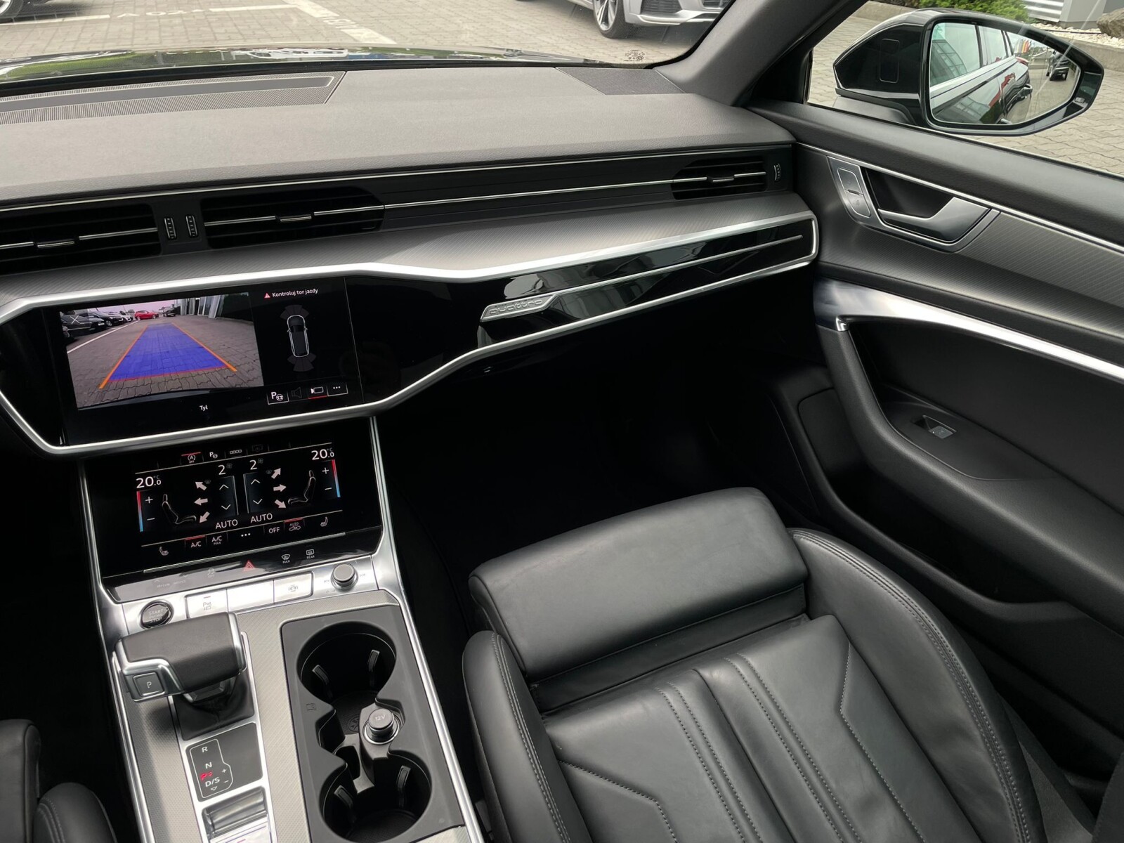 Audi A6 Avant - zdjęcie 17