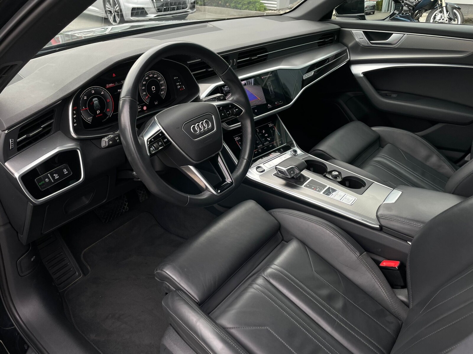 Audi A6 Avant - zdjęcie 21