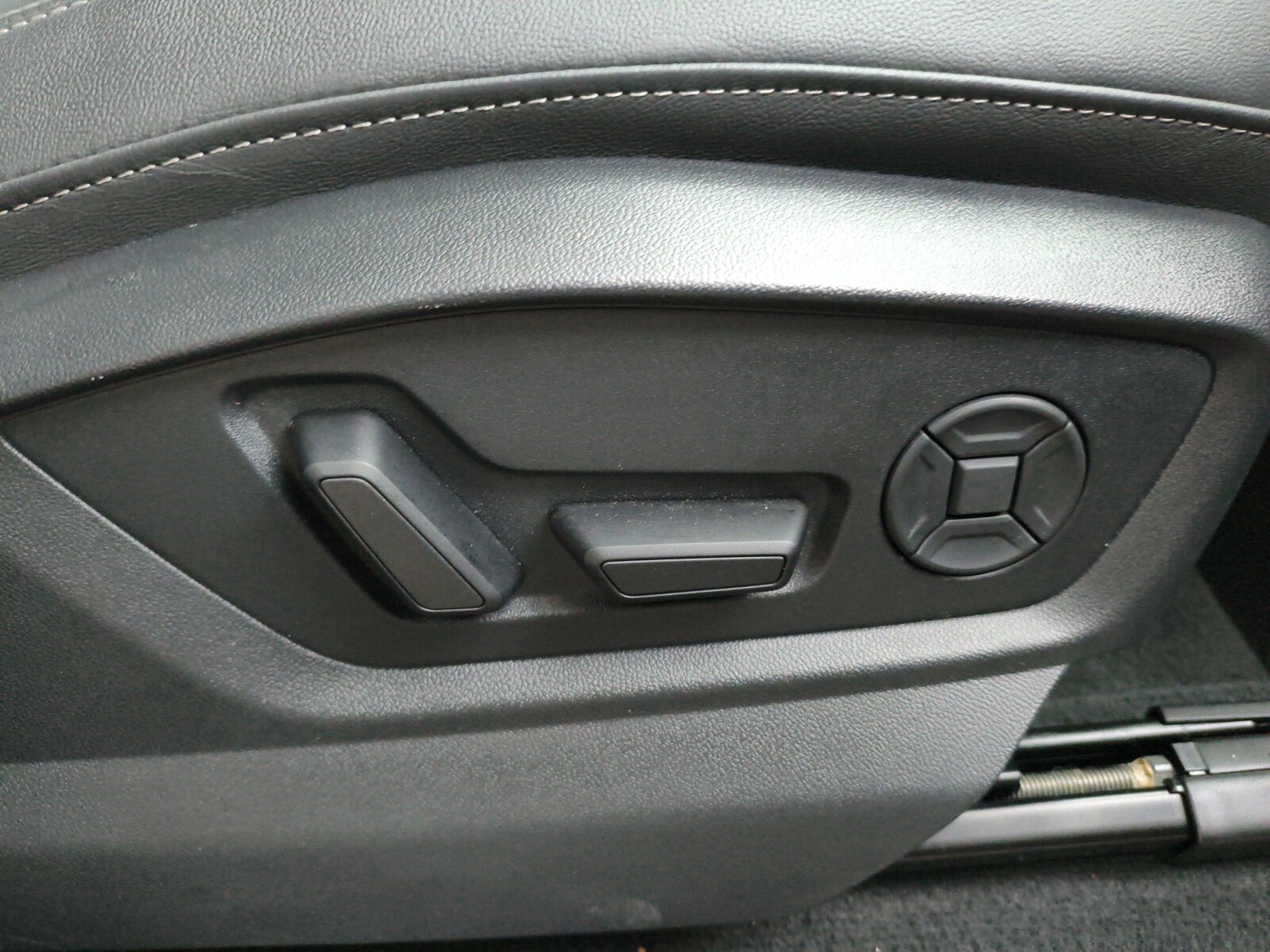 Audi Q7 - zdjęcie 36