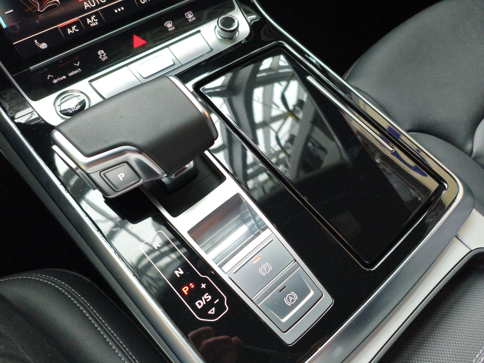 Audi Q7 - zdjęcie 19