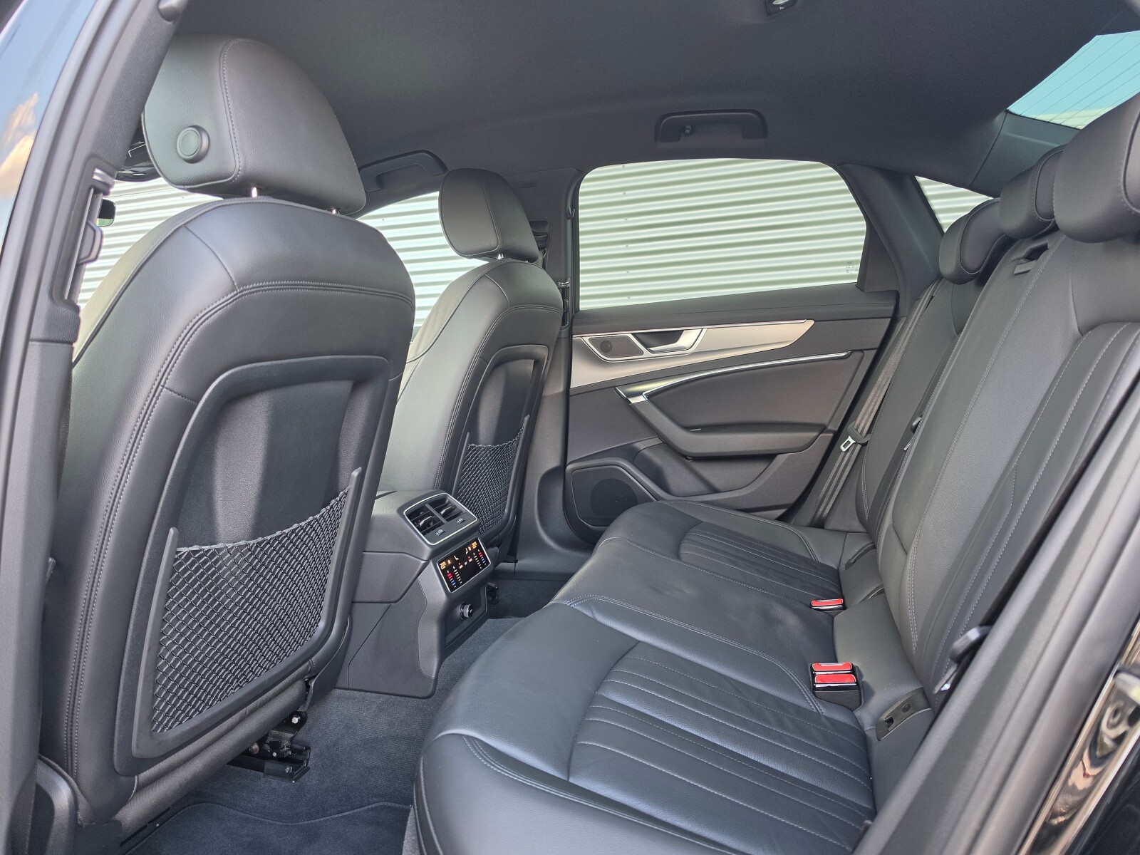 Audi A6 Limousine - zdjęcie 11