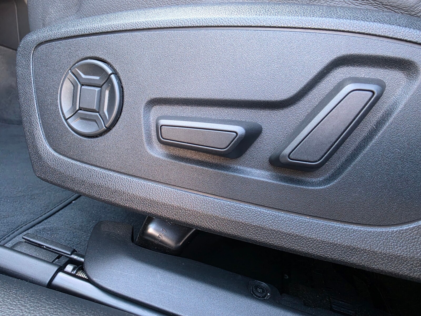 Audi A6 Limousine - zdjęcie 20
