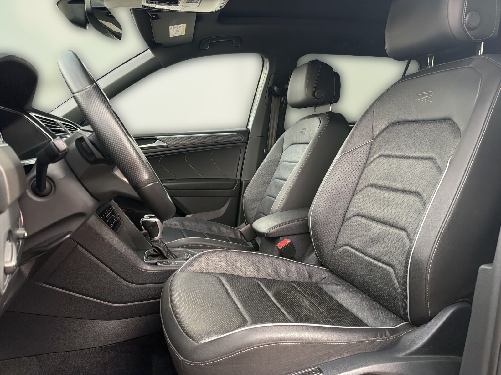Volkswagen Tiguan Allspace - zdjęcie 10