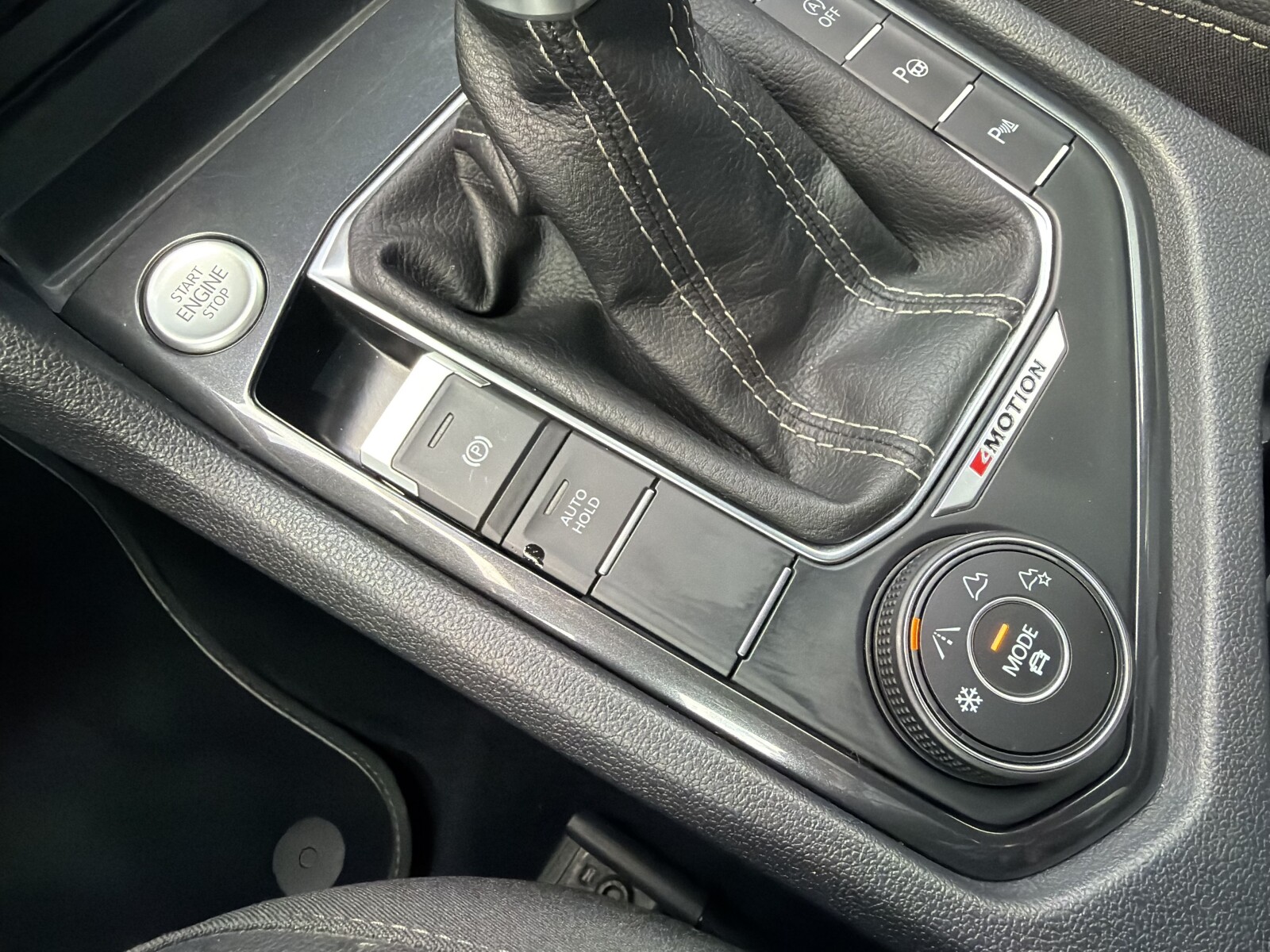 Volkswagen Tiguan Allspace - zdjęcie 27