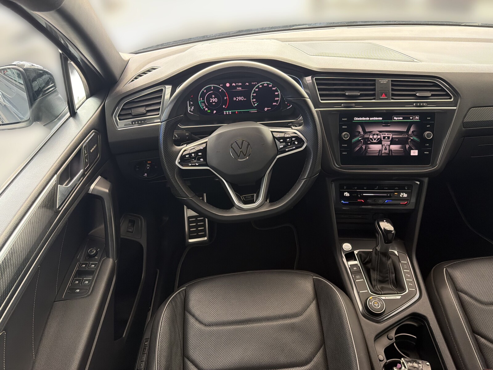 Volkswagen Tiguan Allspace - zdjęcie 20