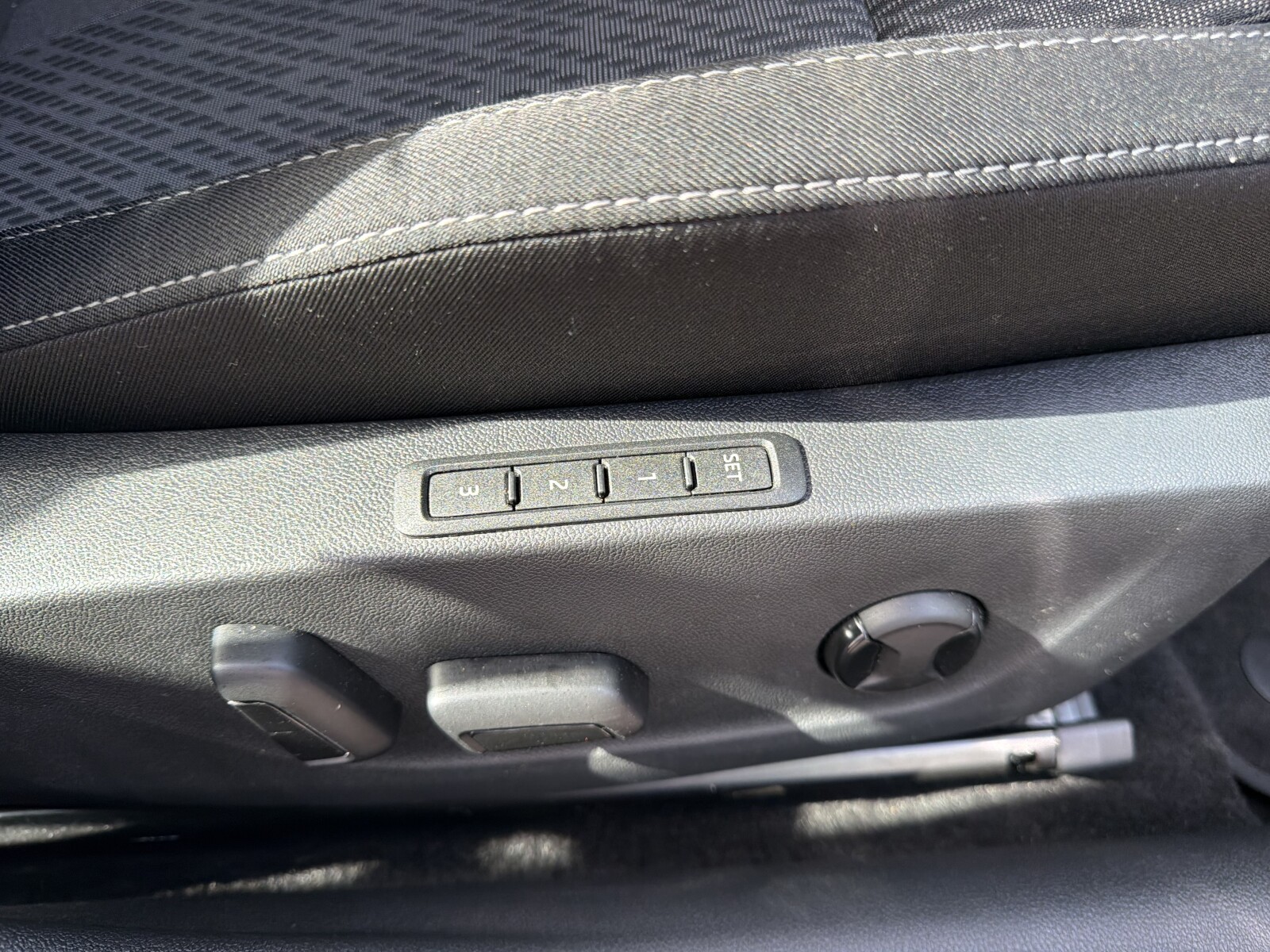 Škoda Octavia Combi - zdjęcie 18