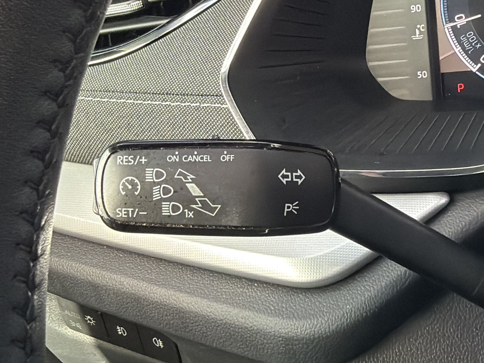 Škoda Octavia Combi - zdjęcie 24