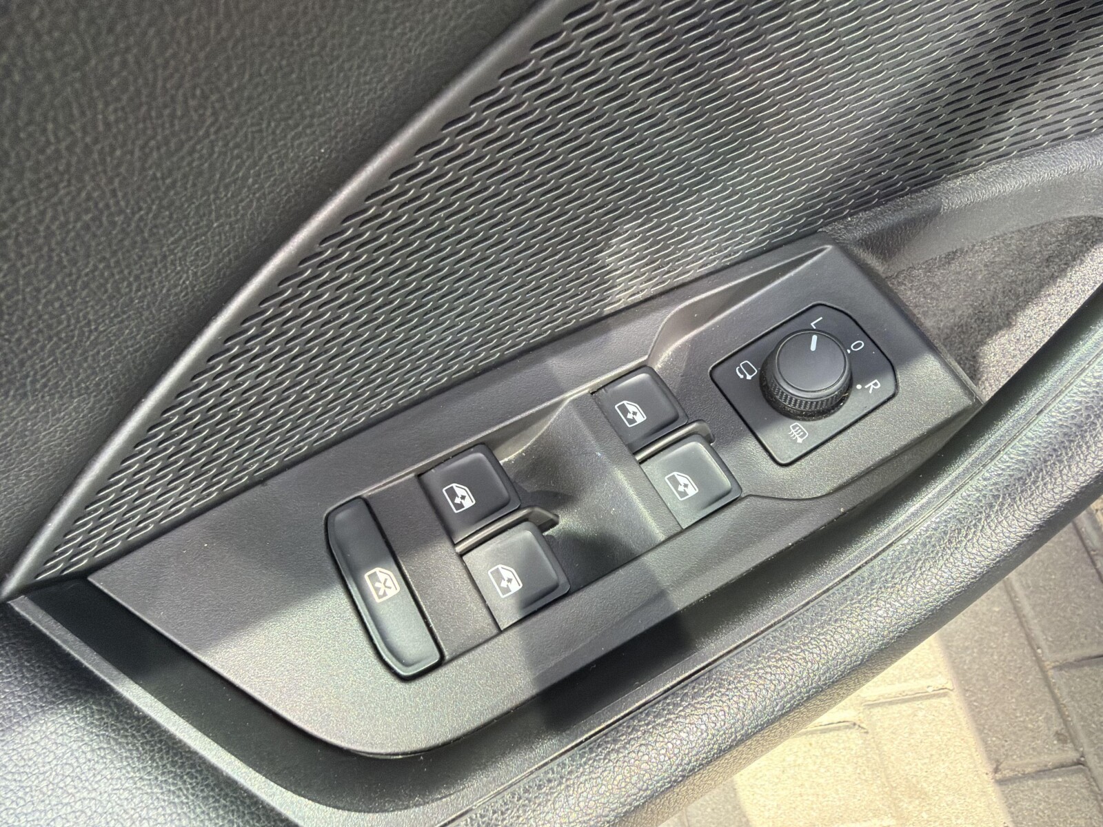 Škoda Octavia Combi - zdjęcie 21