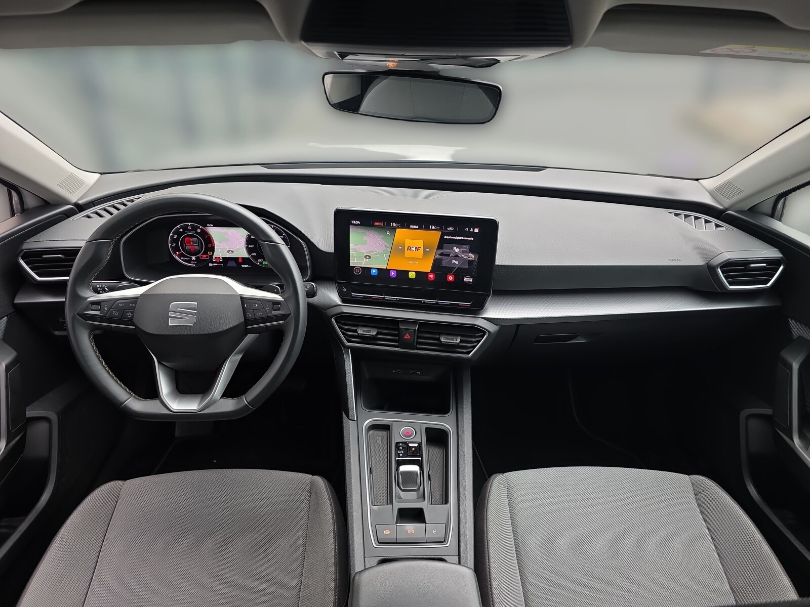Seat Leon - zdjęcie 17