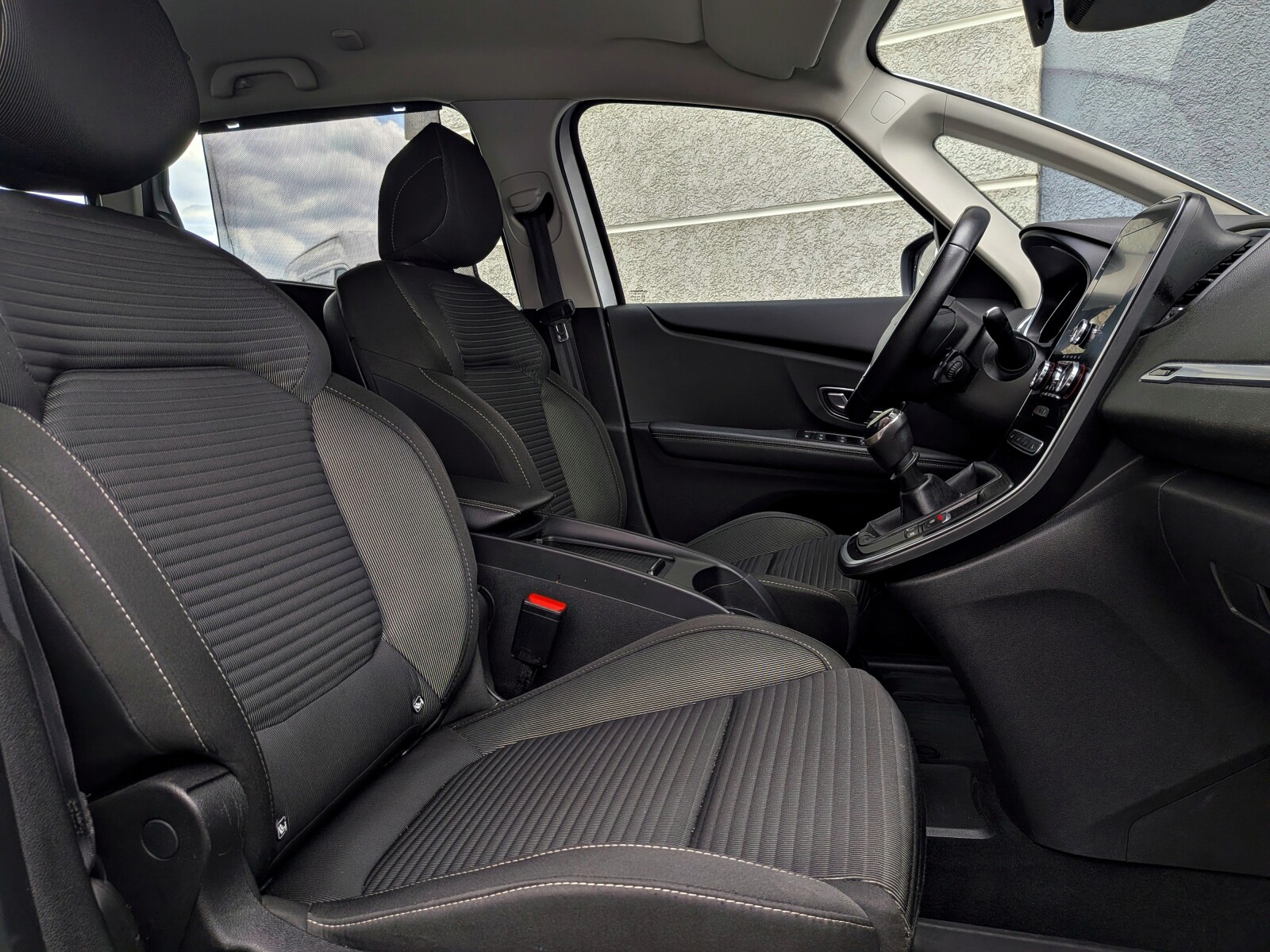 Renault Grand Scenic - zdjęcie 11