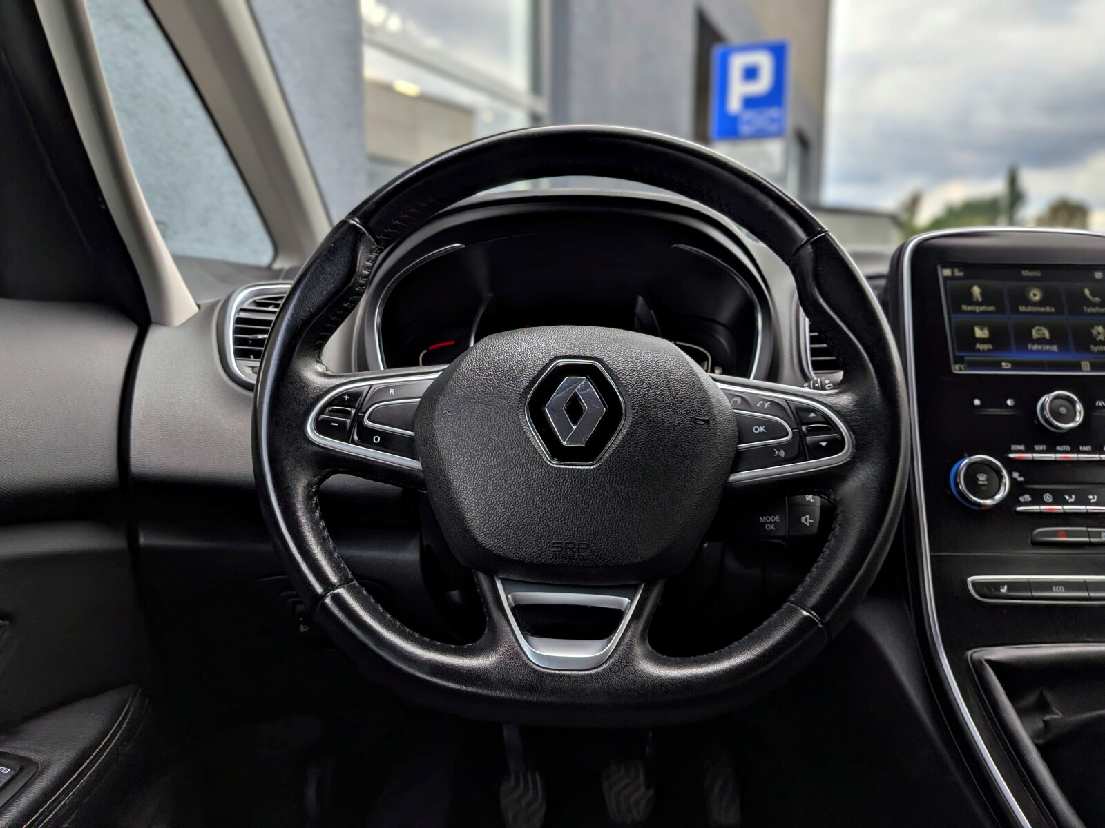 Renault Grand Scenic - zdjęcie 20