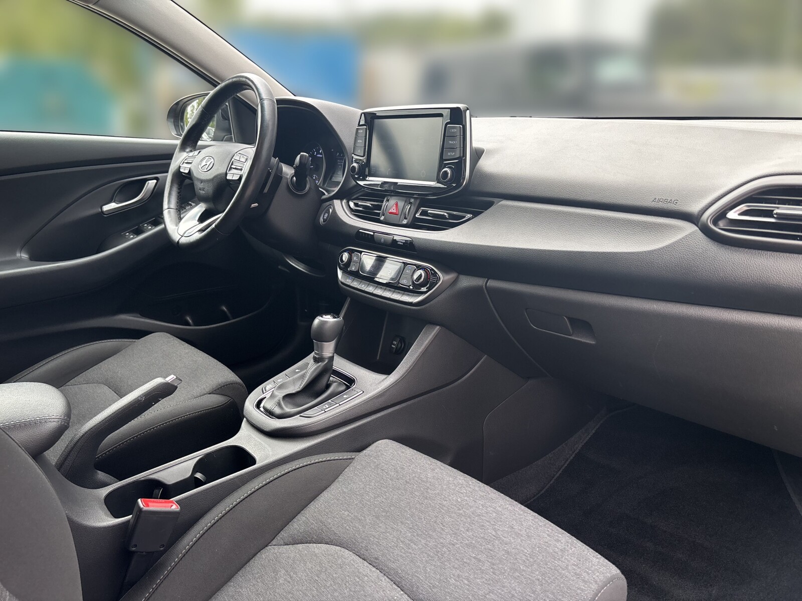 Hyundai i30 - zdjęcie 18