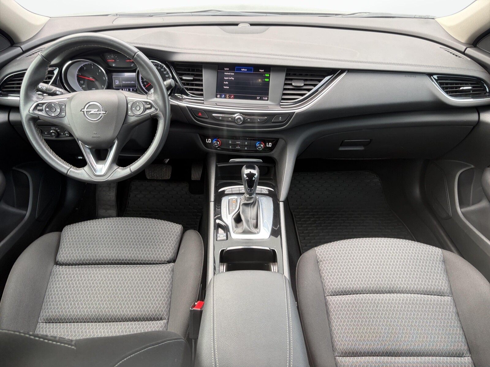 Opel Insignia - zdjęcie 10