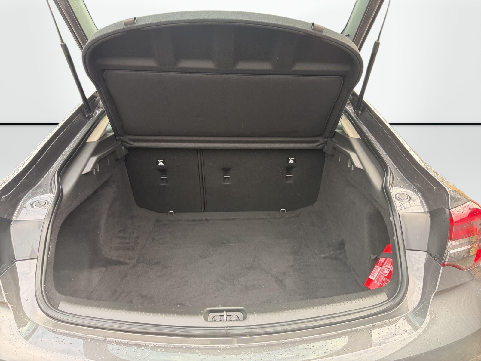 Opel Insignia - zdjęcie 31