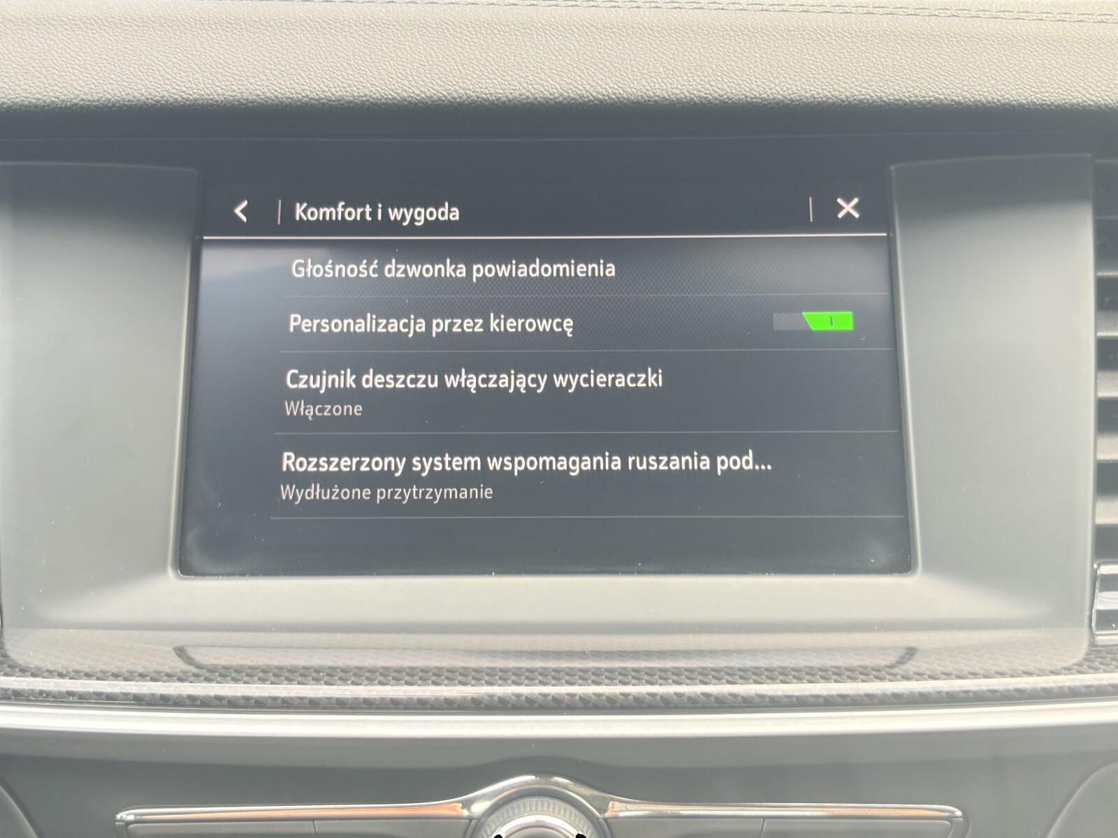 Opel Insignia - zdjęcie 25