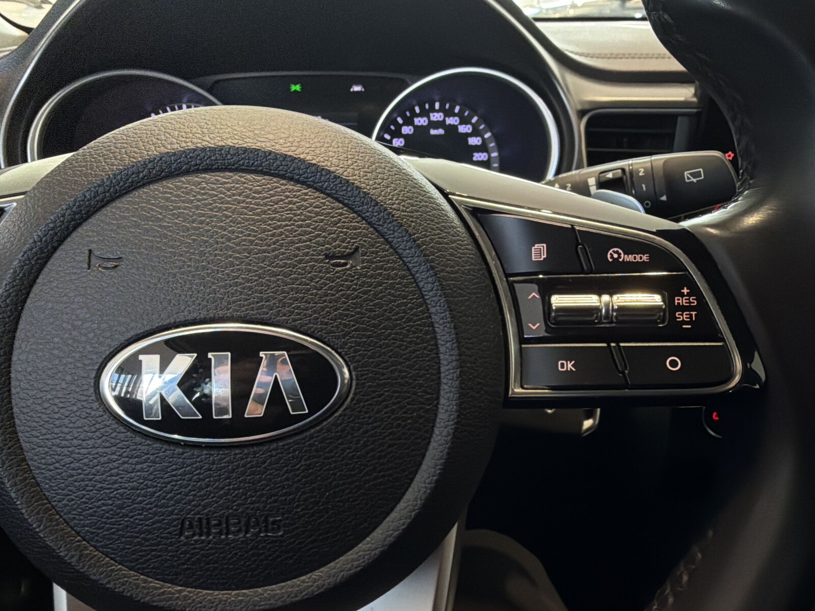 Kia Ceed - zdjęcie 12