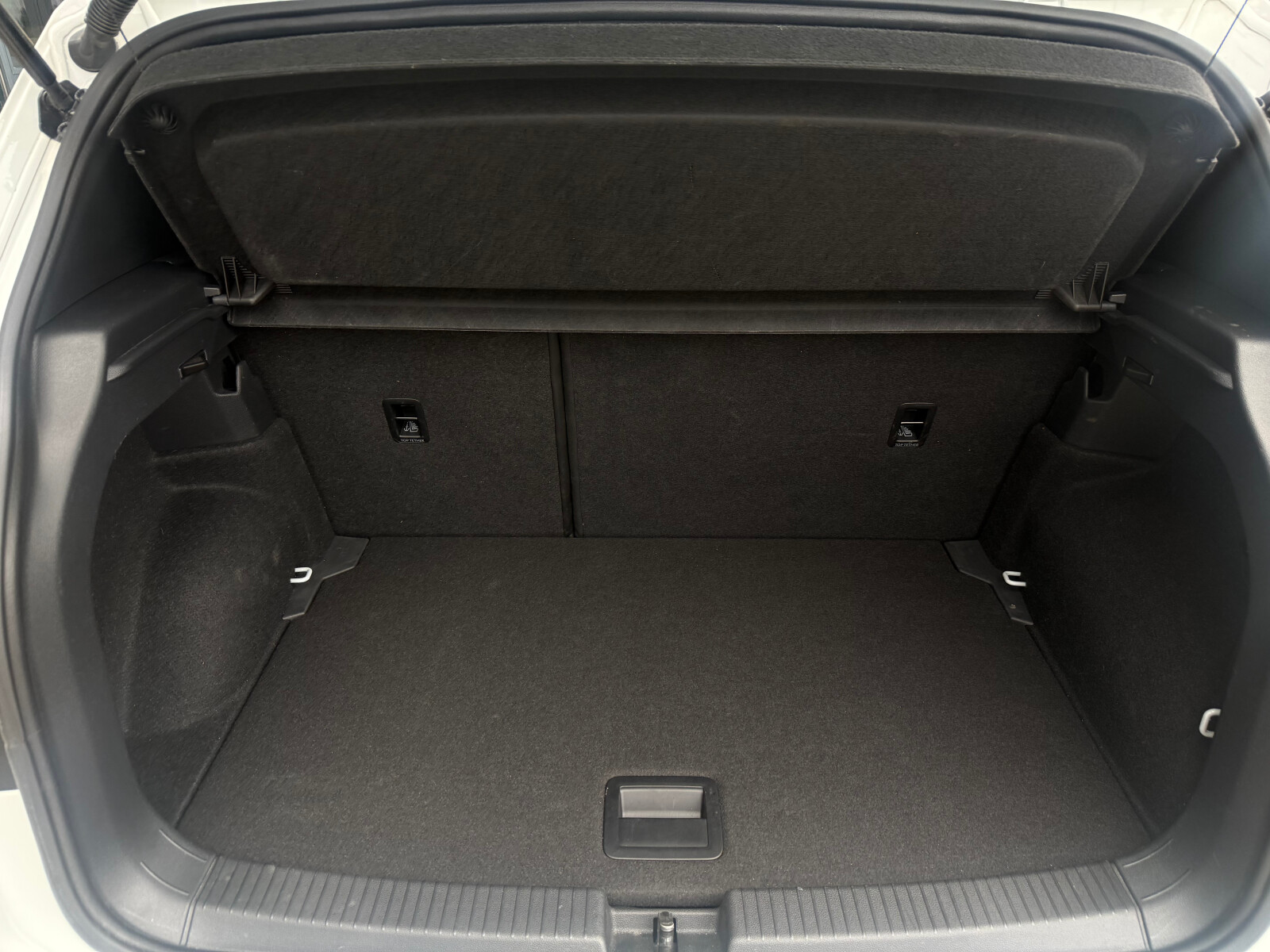 Volkswagen T-Cross - zdjęcie 24