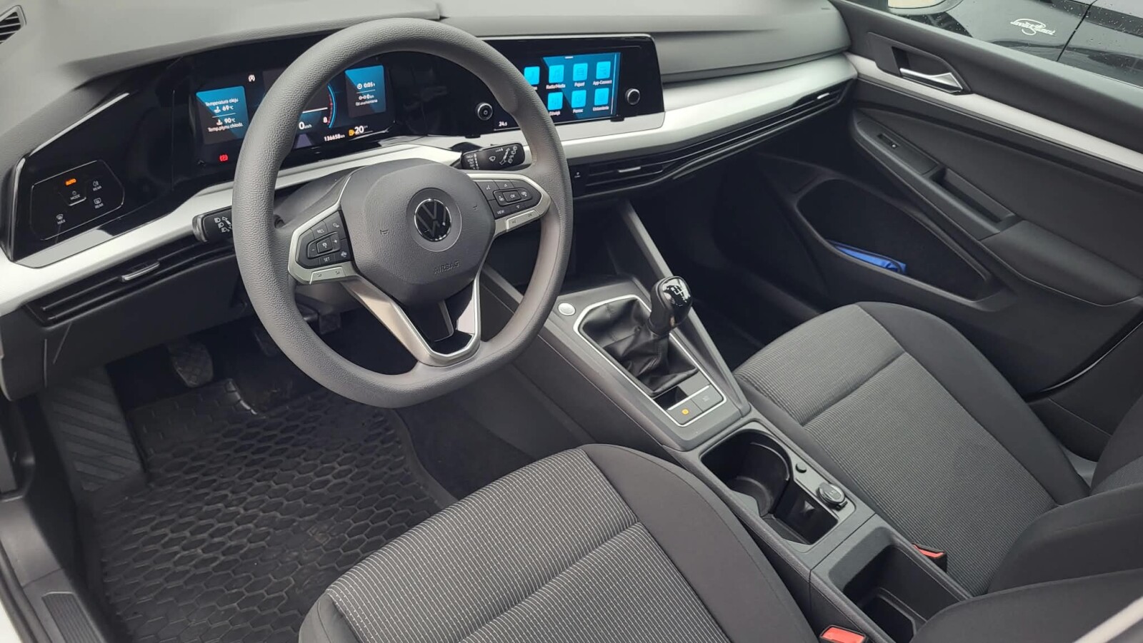 Volkswagen Golf Variant - zdjęcie 9