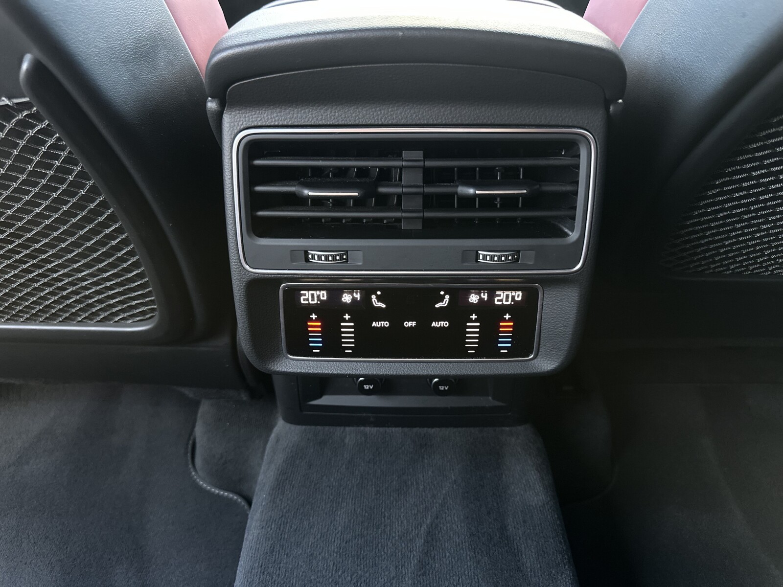 Audi SQ8 - zdjęcie 39