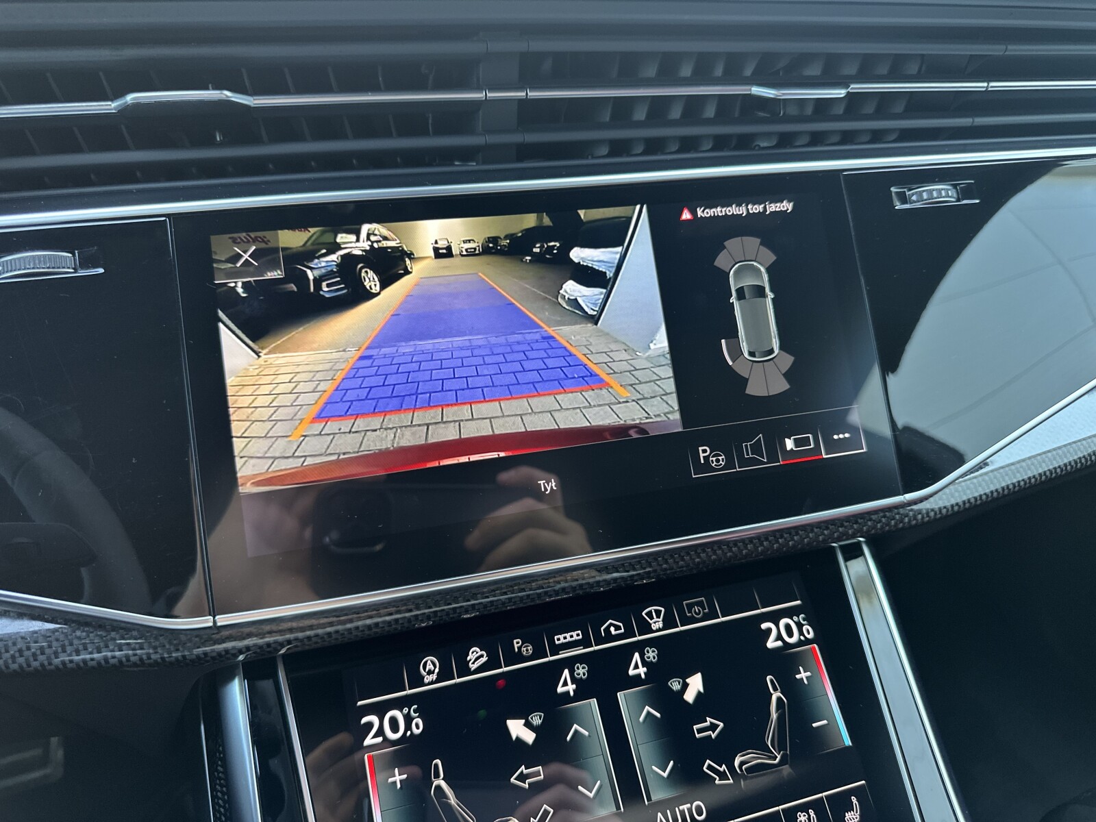 Audi SQ8 - zdjęcie 27