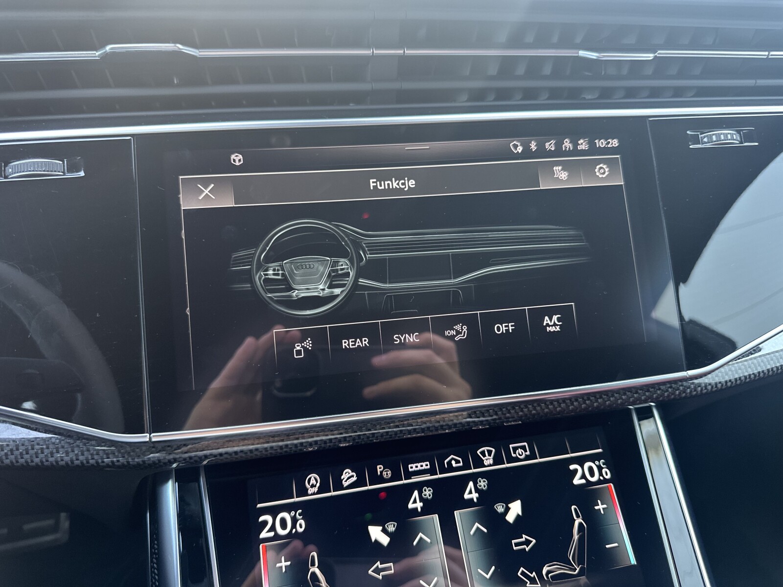 Audi SQ8 - zdjęcie 19