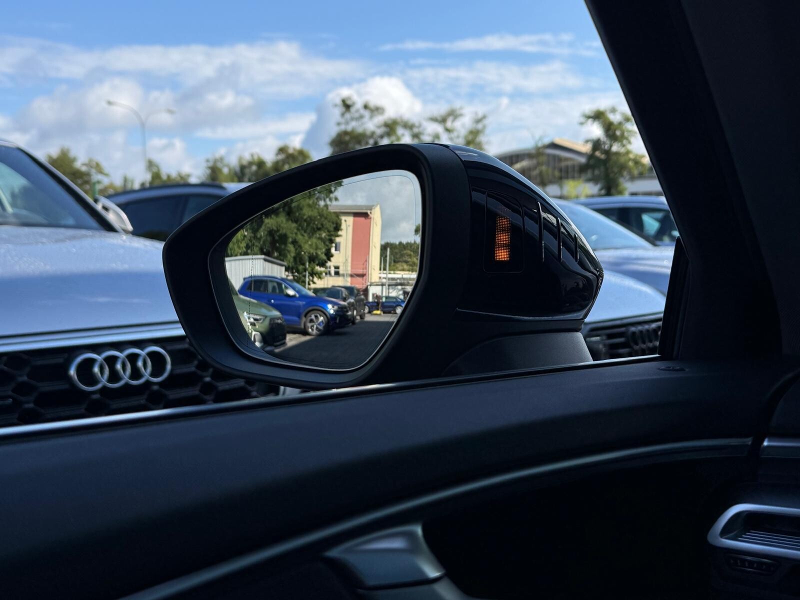 Audi A6 Limousine - zdjęcie 20