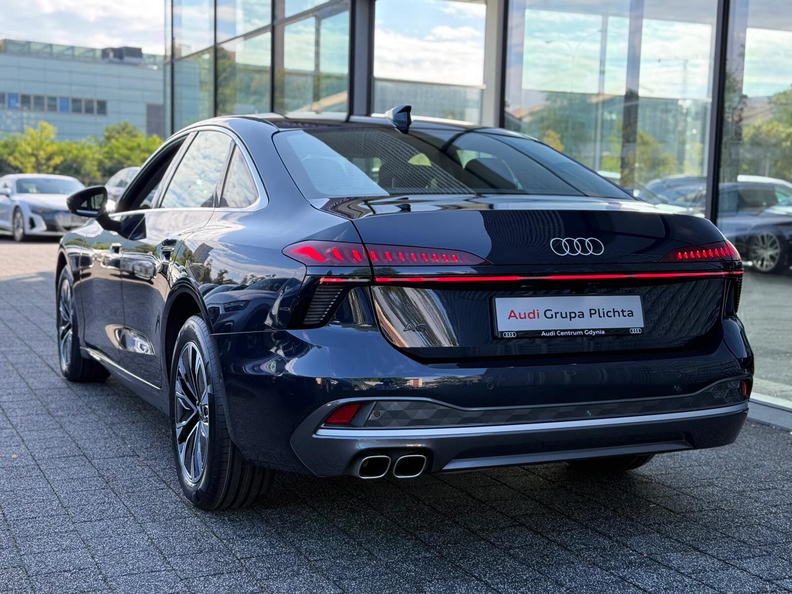 Audi A6 Limousine - zdjęcie 11