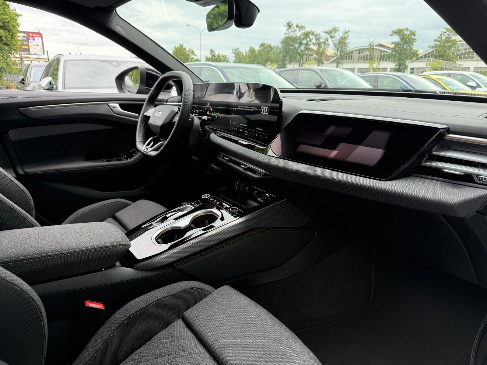 Audi A6 Avant e-hybrid - zdjęcie 23