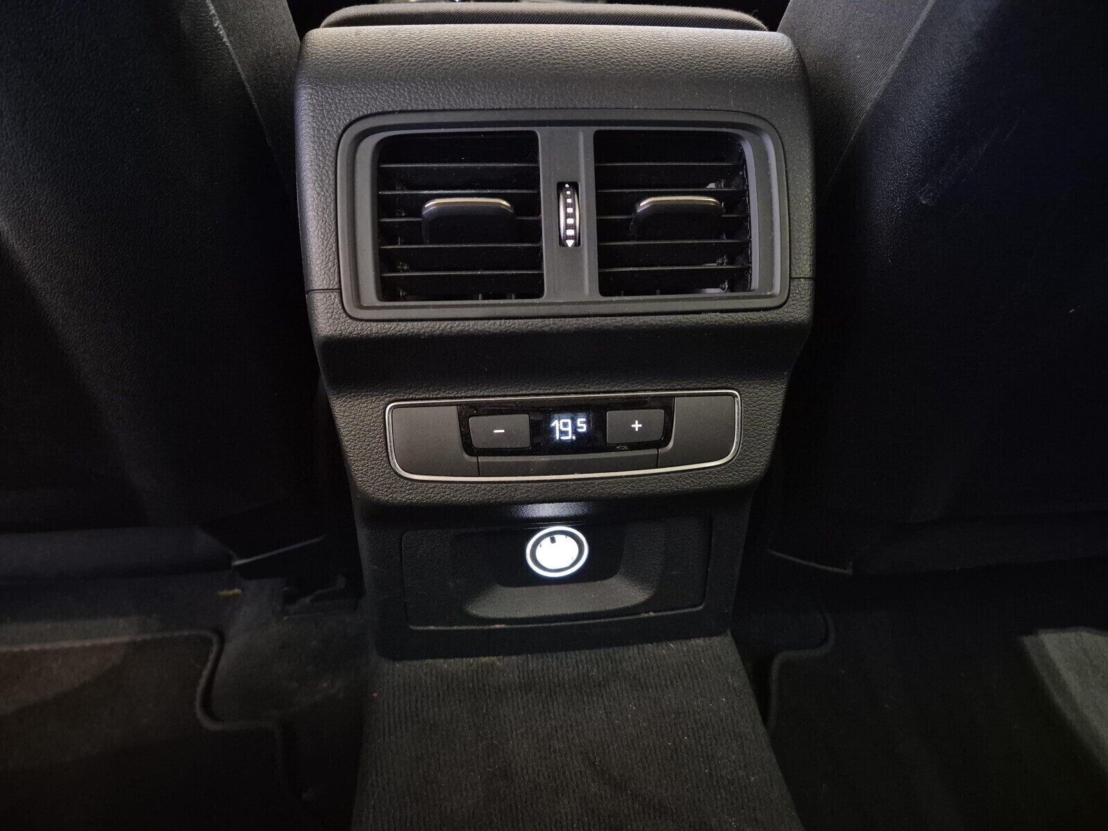 Audi Q5 - zdjęcie 21
