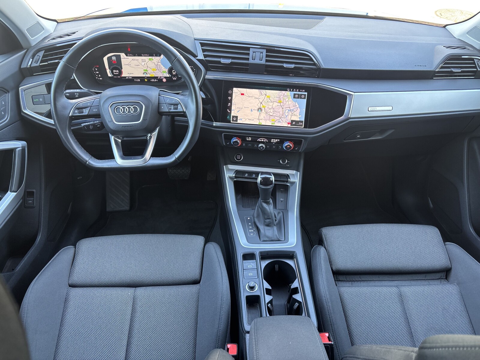 Audi Q3 - zdjęcie 9