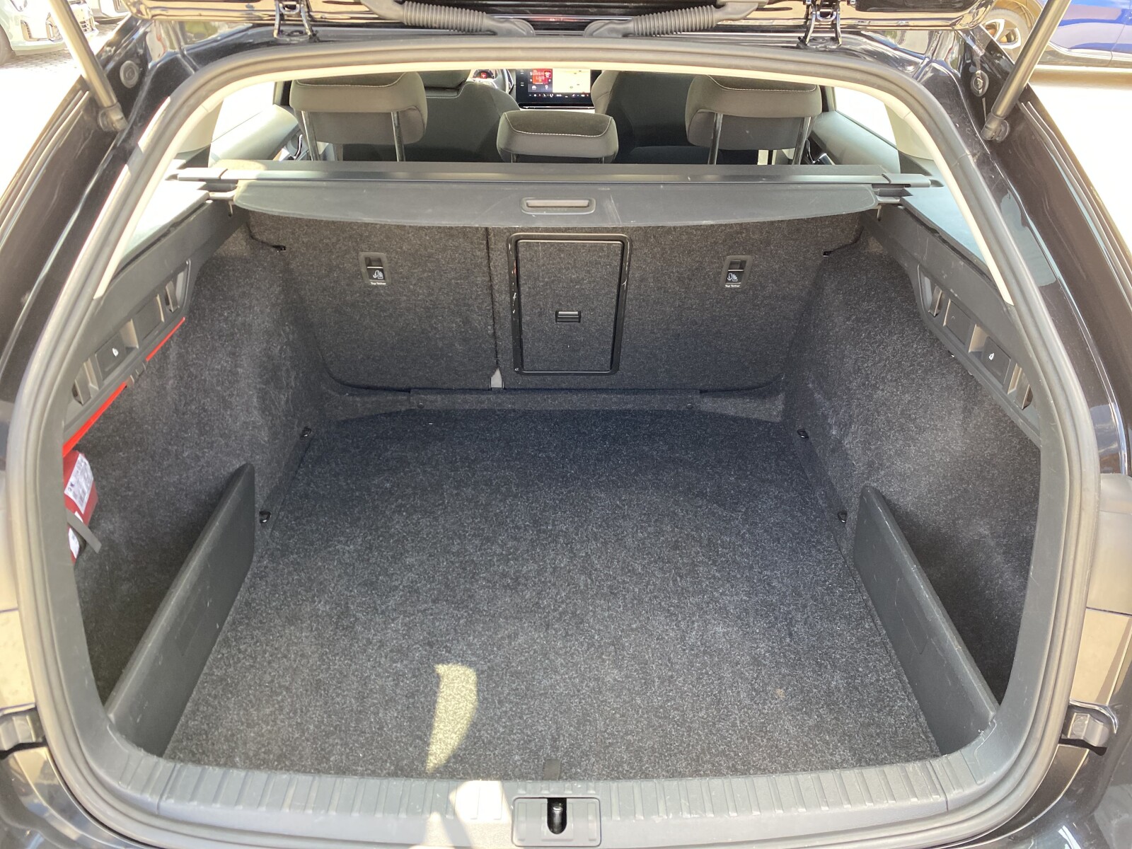 Škoda Octavia Combi - zdjęcie 12
