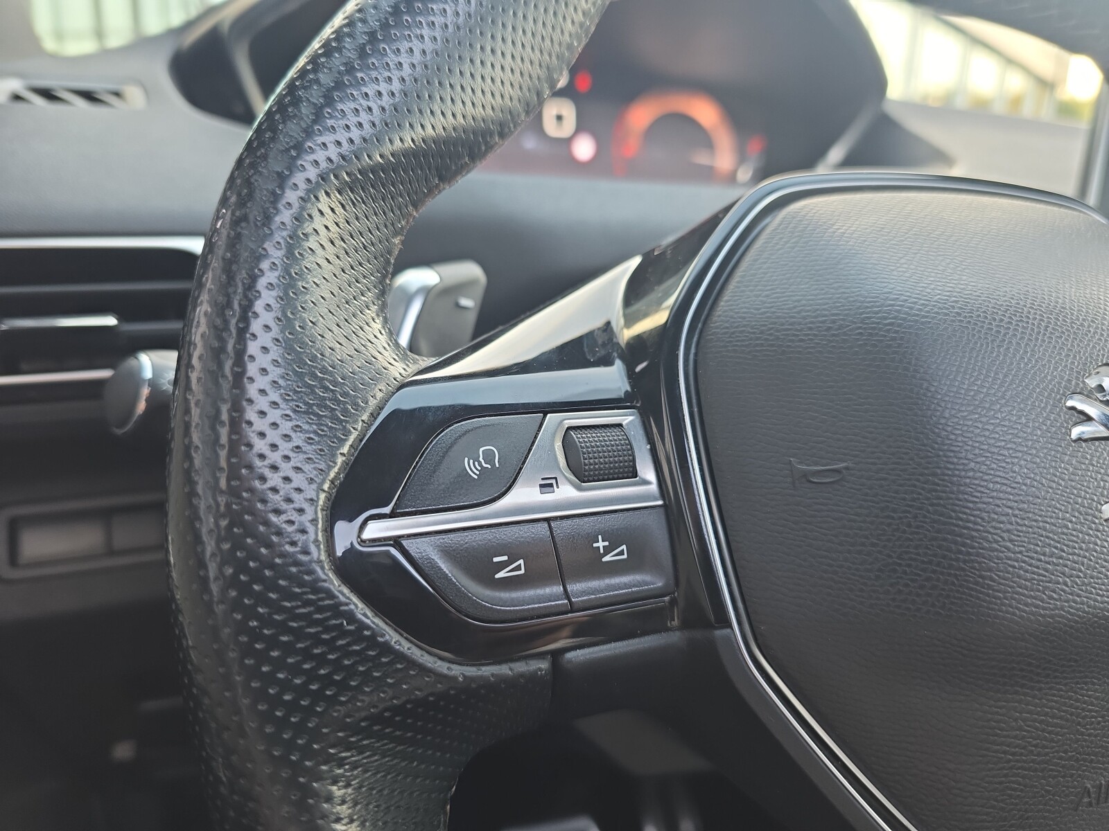 Peugeot 3008 - zdjęcie 14