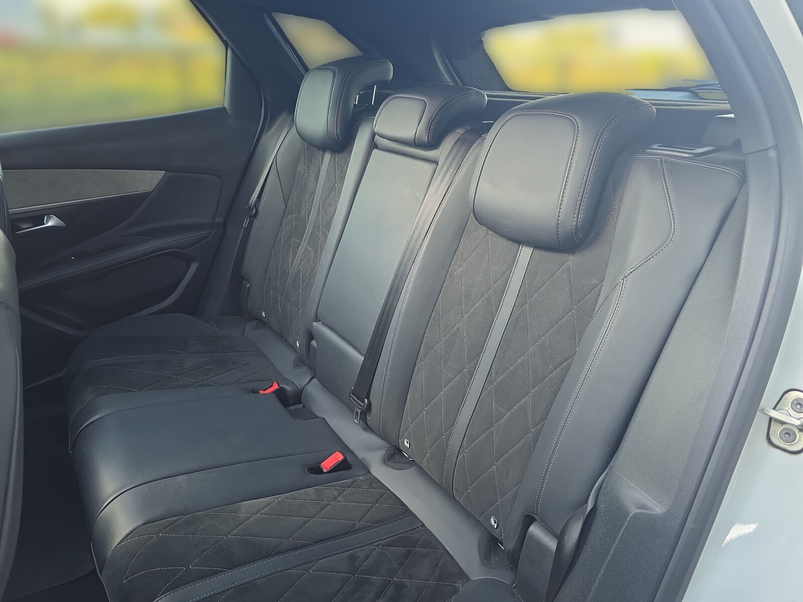 Peugeot 3008 - zdjęcie 31