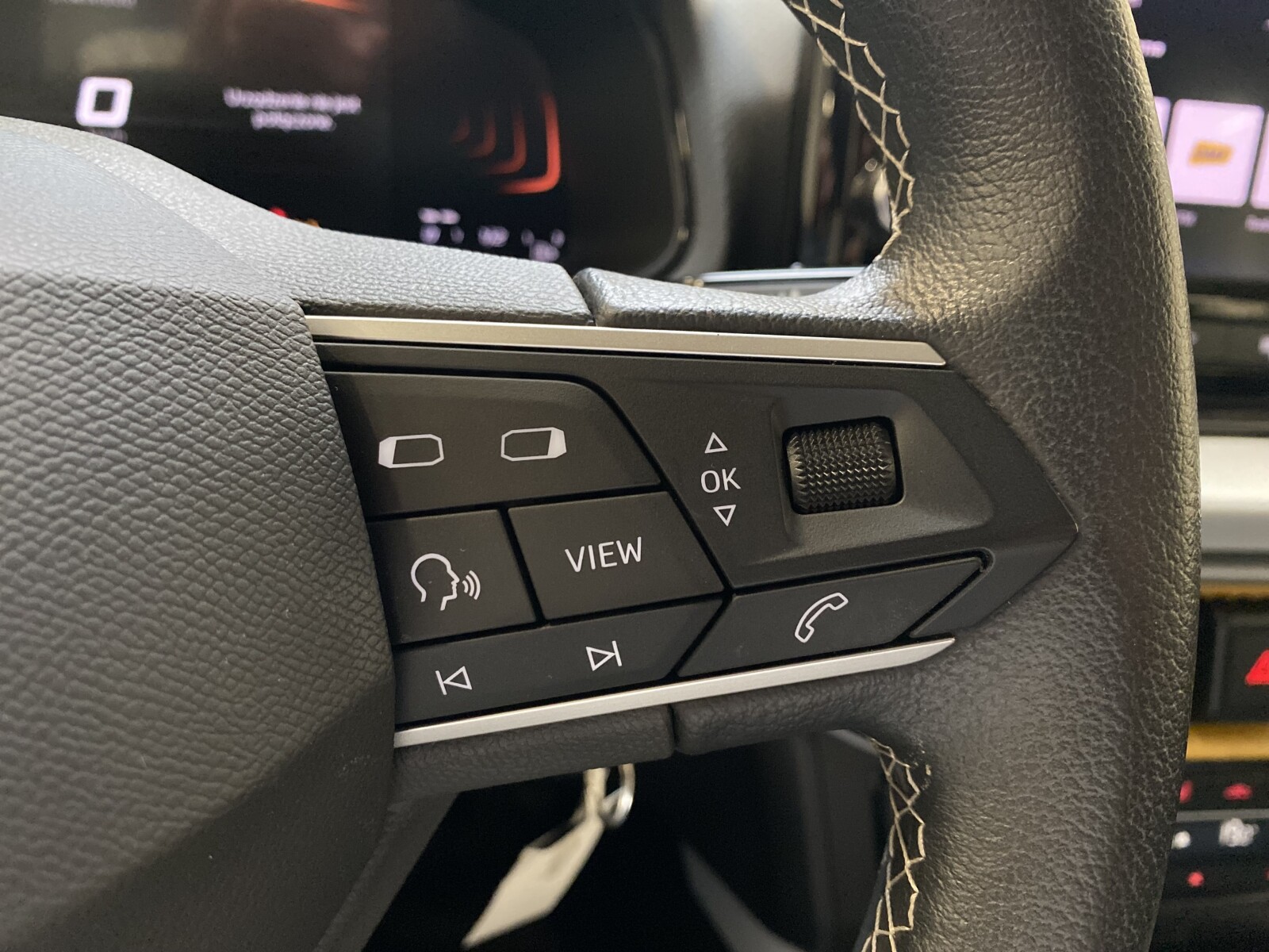 Seat Arona - zdjęcie 19